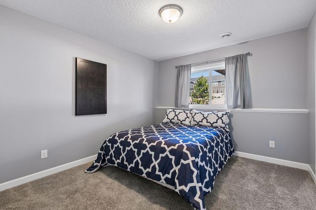 15711 Fair Hill Way, Apple Valley, MN 55124