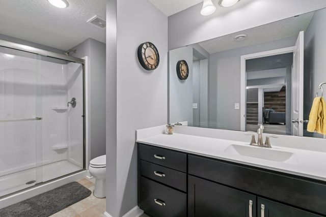 15711 Fair Hill Way, Apple Valley, MN 55124
