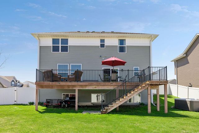 15711 Fair Hill Way, Apple Valley, MN 55124
