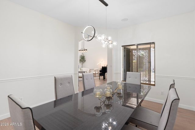 4960 E COLONIAL Drive, Chandler, AZ 85249
