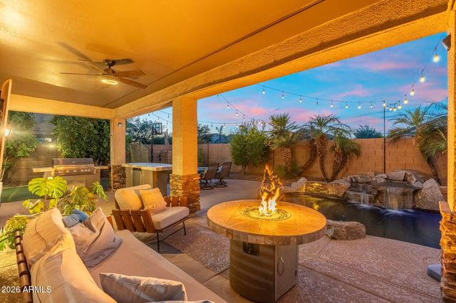 4960 E COLONIAL Drive, Chandler, AZ 85249