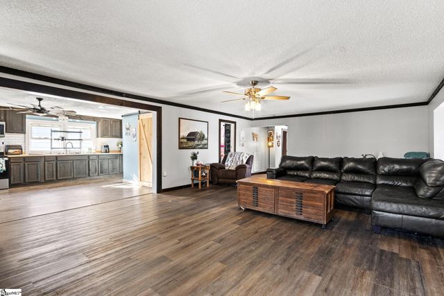 186 Relax Street, Waterloo, SC 29384