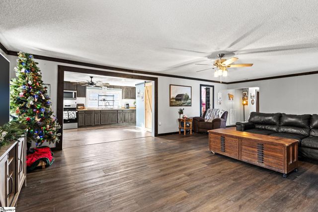 186 Relax Street, Waterloo, SC 29384