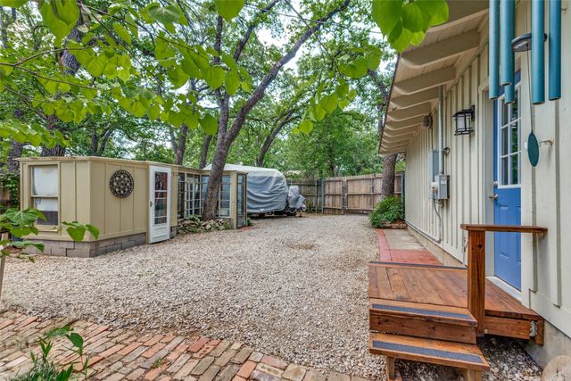 5254 Lambeth Lane, Fort Worth, TX 76112