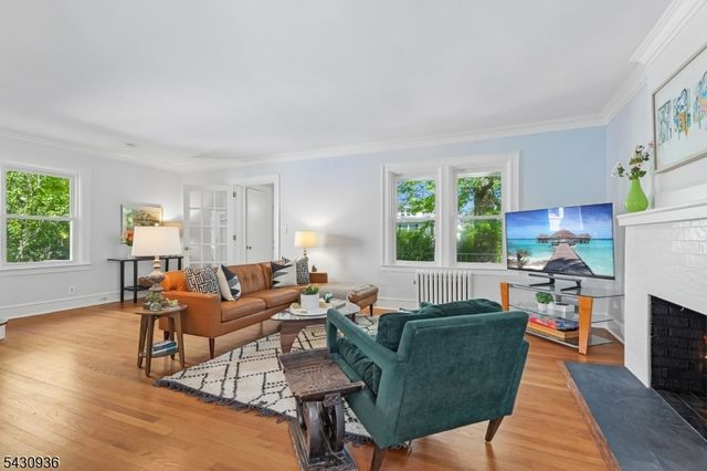 49 Rynda Rd, South Orange Village Twp., NJ 07079