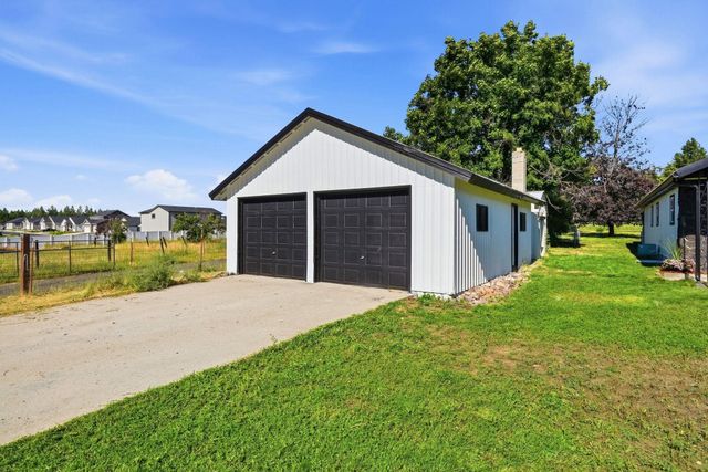 228 N Arcadia Ave, Deer Park, WA 99006