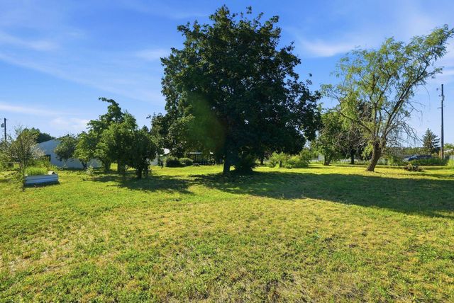 228 N Arcadia Ave, Deer Park, WA 99006