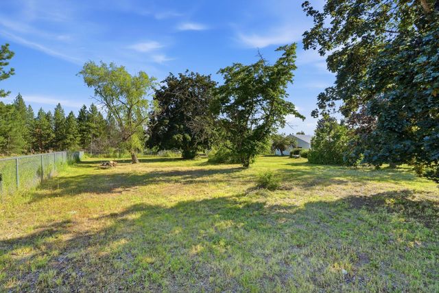 228 N Arcadia Ave, Deer Park, WA 99006