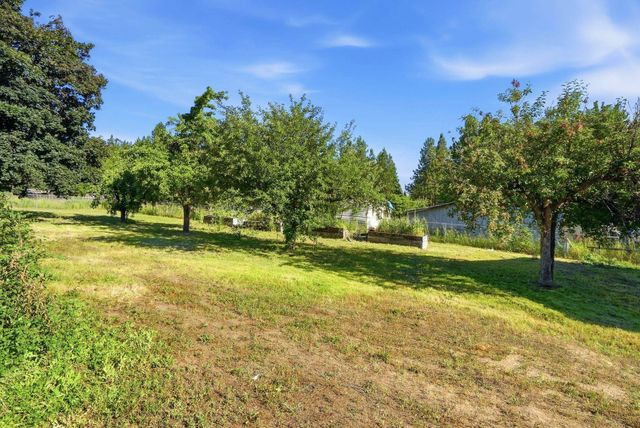 228 N Arcadia Ave, Deer Park, WA 99006