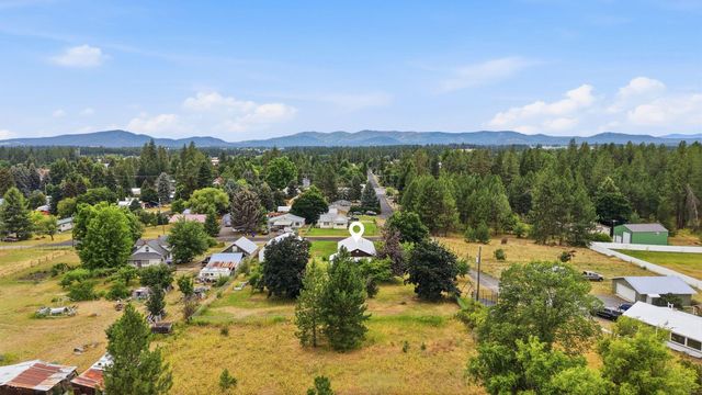 228 N Arcadia Ave, Deer Park, WA 99006