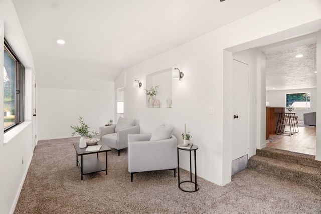 228 N Arcadia Ave, Deer Park, WA 99006