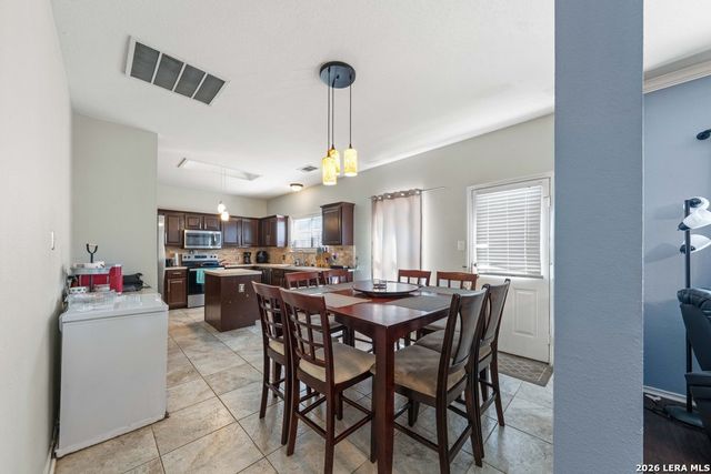 1946 Upton Village, San Antonio, TX 78260