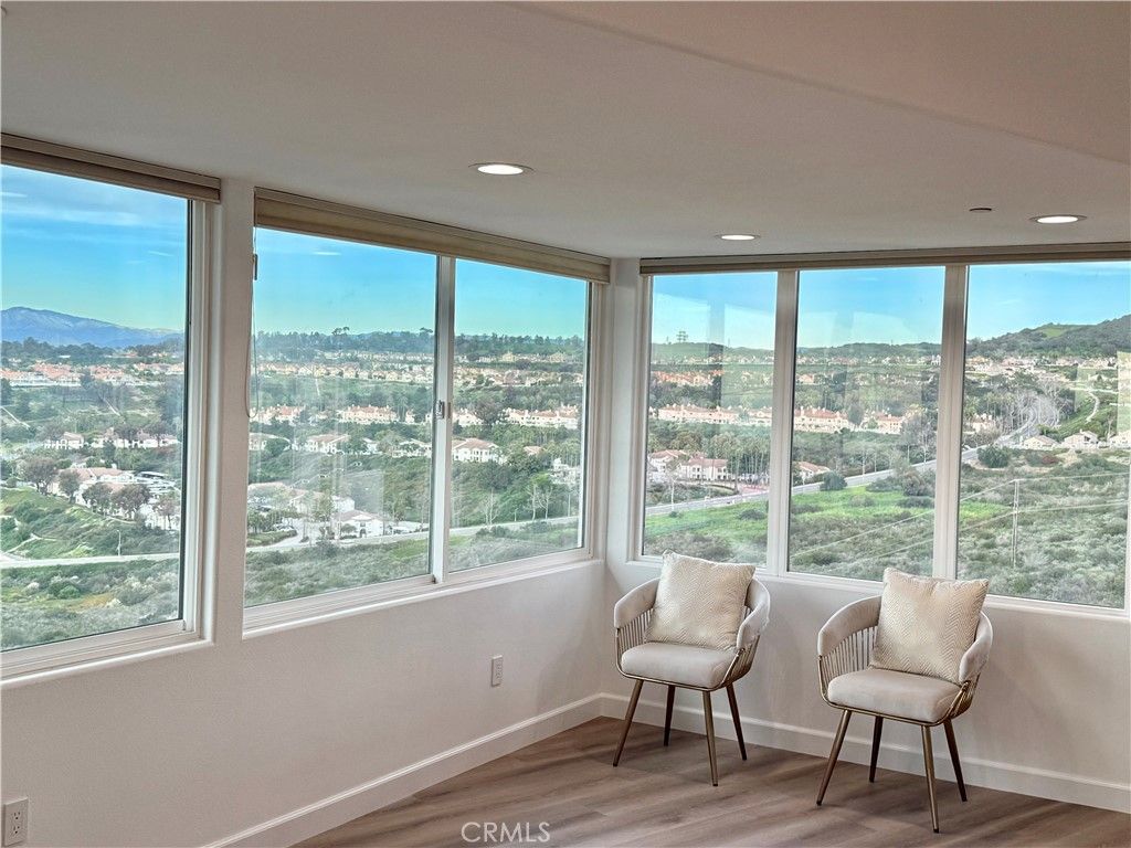 Image 12 of property listing at 716 Avenida Columbo, San Clemente, CA 92672