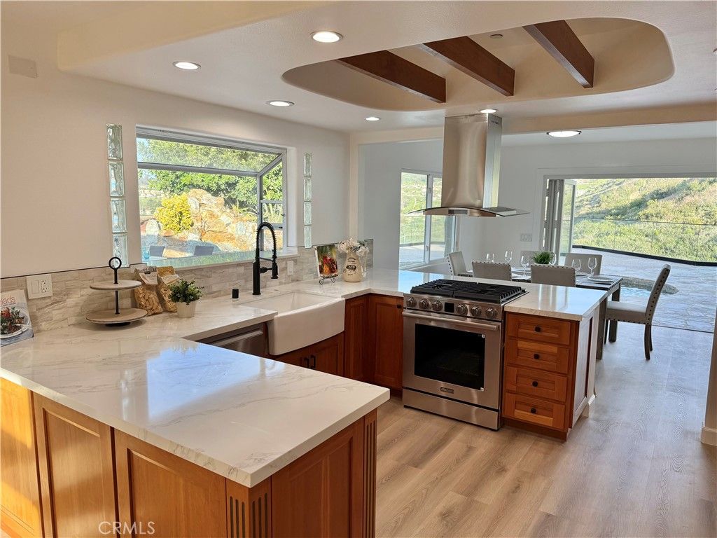 Image 24 of property listing at 716 Avenida Columbo, San Clemente, CA 92672