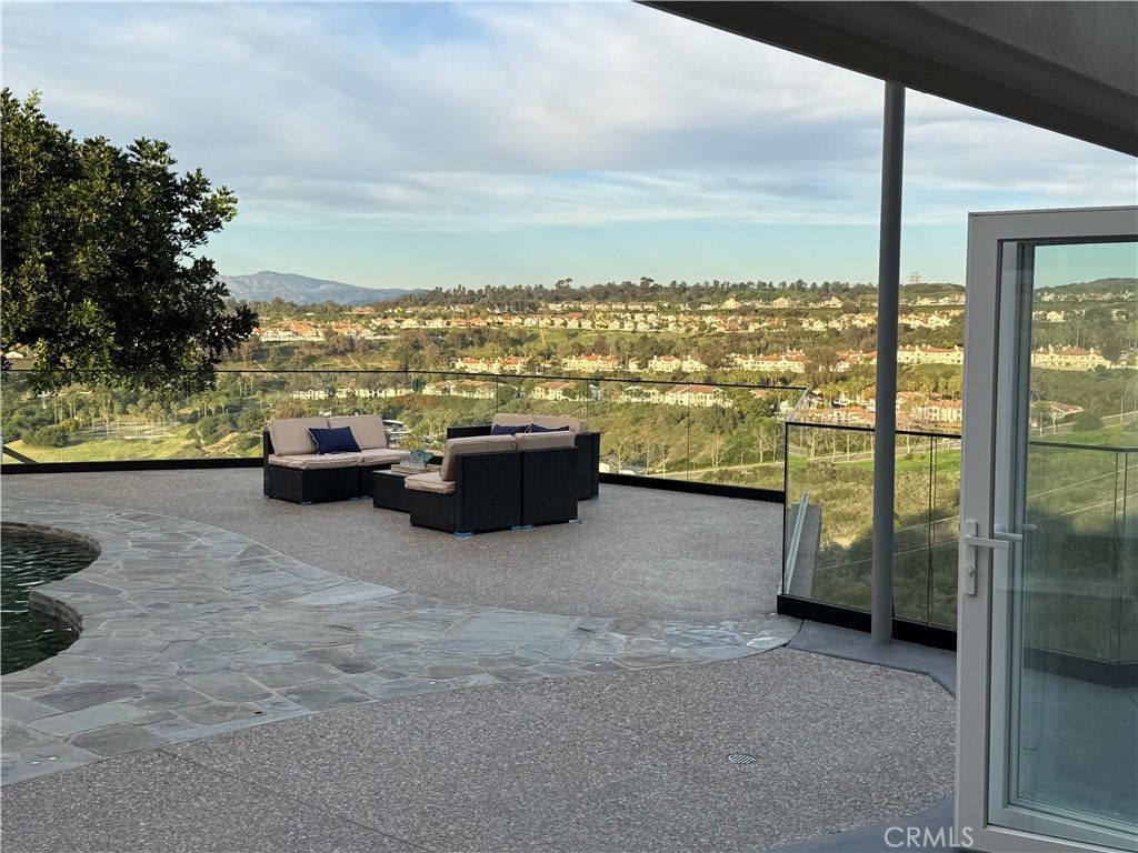 Image 28 of property listing at 716 Avenida Columbo, San Clemente, CA 92672