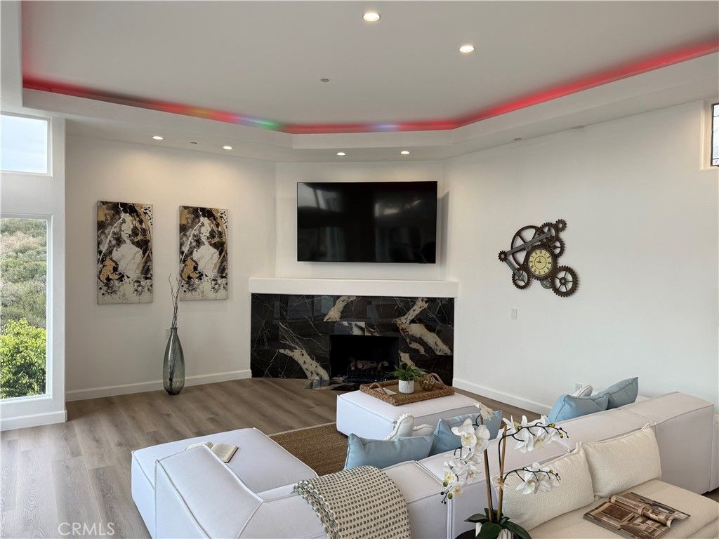 Image 4 of property listing at 716 Avenida Columbo, San Clemente, CA 92672