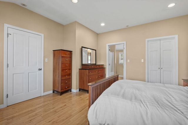 411 Newport Road, Hull, MA 02045