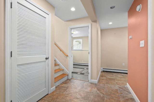 411 Newport Road, Hull, MA 02045