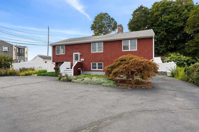 411 Newport Road, Hull, MA 02045