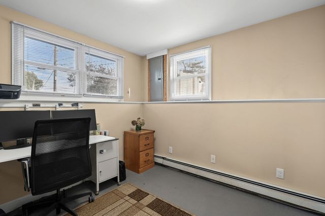 411 Newport Road, Hull, MA 02045