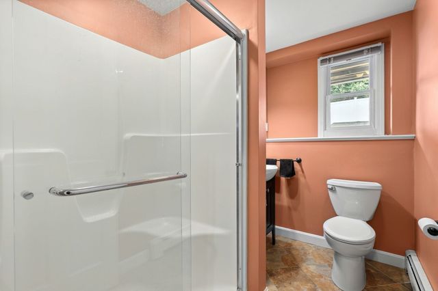 411 Newport Road, Hull, MA 02045