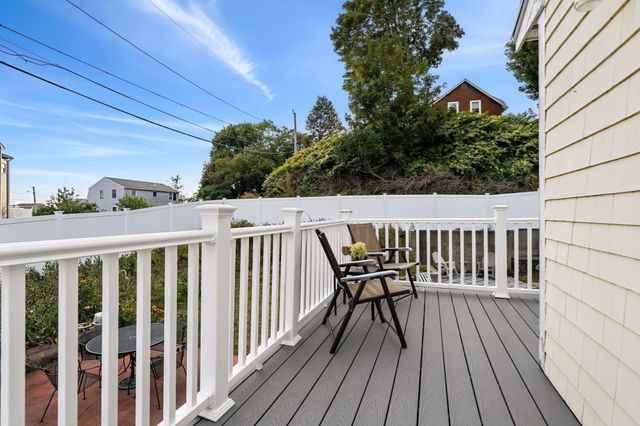 411 Newport Road, Hull, MA 02045