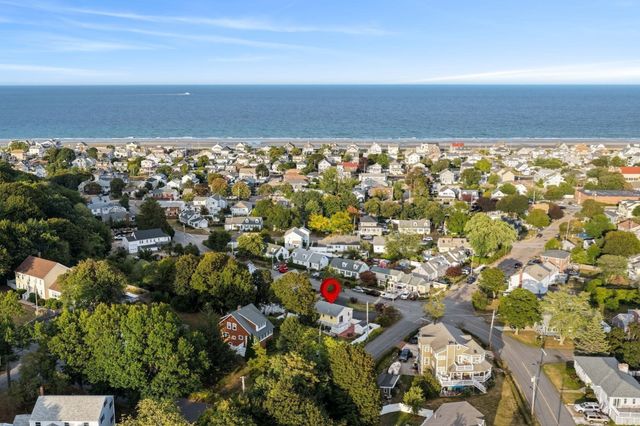 411 Newport Road, Hull, MA 02045