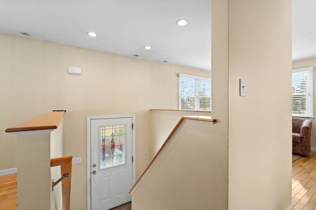 411 Newport Road, Hull, MA 02045