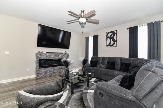 102 Genoa Drive, Elizabeth City, NC 27909