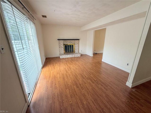 912 Marshall CIR, Virginia Beach, VA 23454