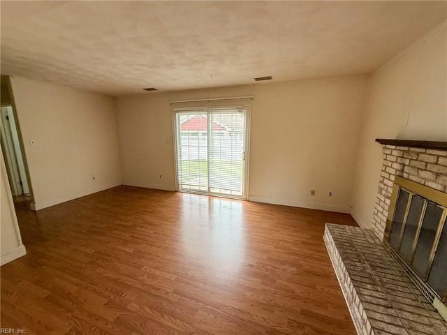 912 Marshall CIR, Virginia Beach, VA 23454