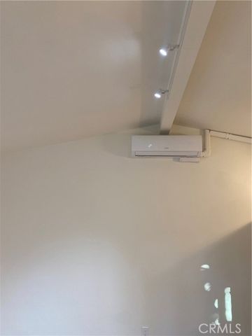 1402 W Olive, Burbank, CA 91506