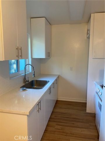 1402 W Olive, Burbank, CA 91506