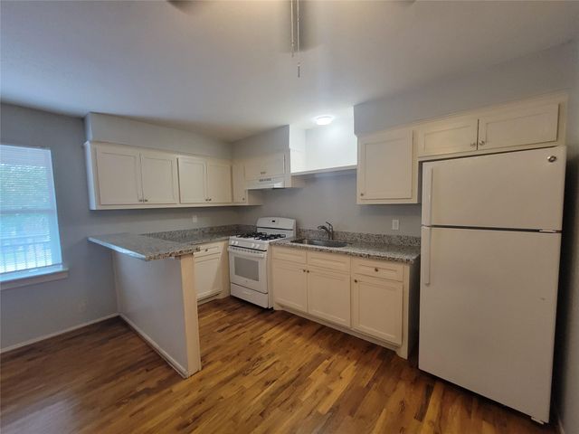 845 Beverly Street 12, Houston, TX 77007