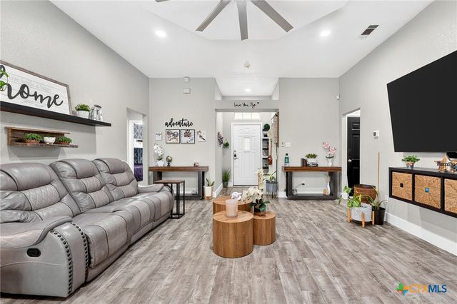3907 Split Oak Drive, Killeen, TX 76542