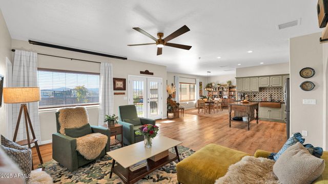 7645 E MEMORY Lane, Prescott Valley, AZ 86315