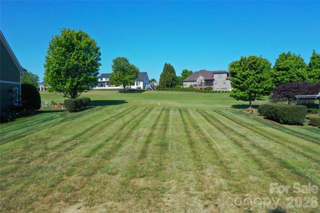 3764 Rock Bridge Drive NE 15, Conover, NC 28613
