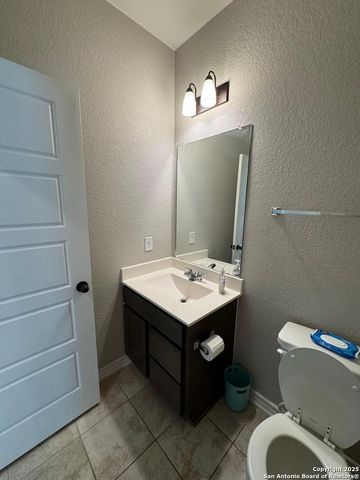 3006 Old Almonte Drive, San Antonio, TX 78224