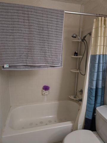 10827 Braes Bend Drive 10827, Houston, TX 77071