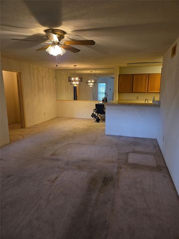 10827 Braes Bend Drive 10827, Houston, TX 77071