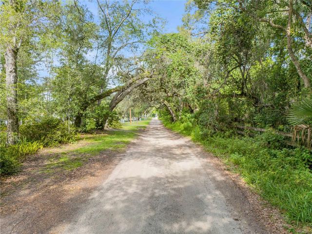 1080 E FRENCH AVENUE, Orange City, FL 32763