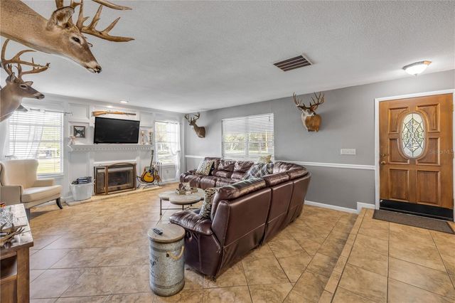 1080 E FRENCH AVENUE, Orange City, FL 32763