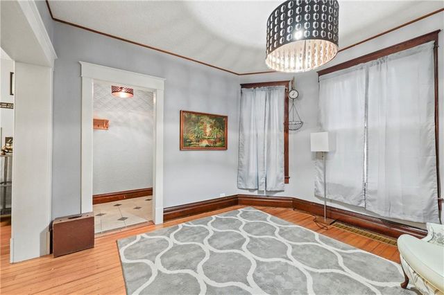 406 S Russell Street, Odessa, MO 64076