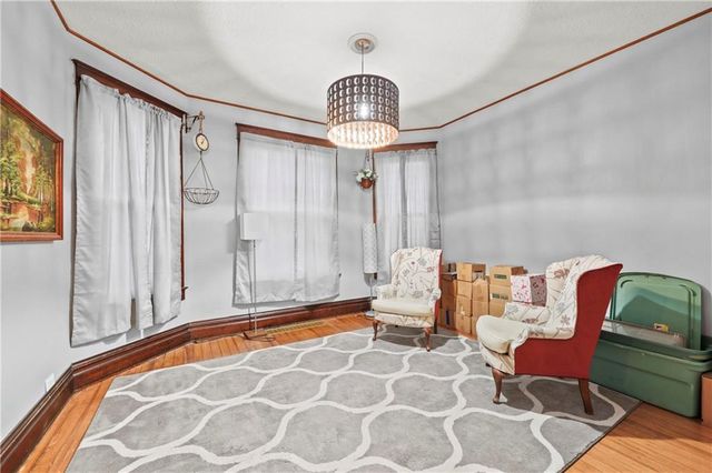 406 S Russell Street, Odessa, MO 64076