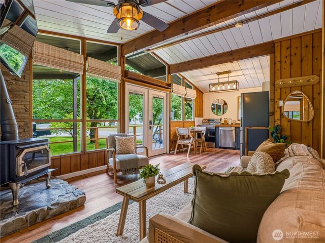 19405 636th Avenue NE, Baring, WA 98224