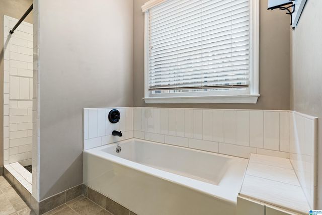 5593 PARK SIDE CIRCLE, Hoover, AL 35244