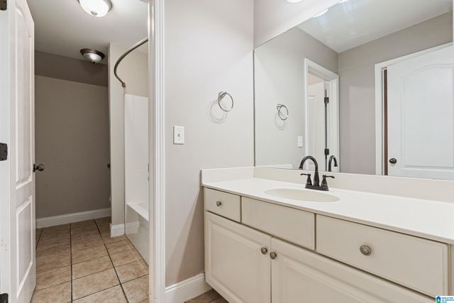 5593 PARK SIDE CIRCLE, Hoover, AL 35244