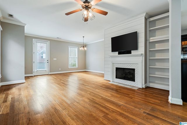 5593 PARK SIDE CIRCLE, Hoover, AL 35244