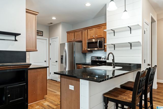 5593 PARK SIDE CIRCLE, Hoover, AL 35244