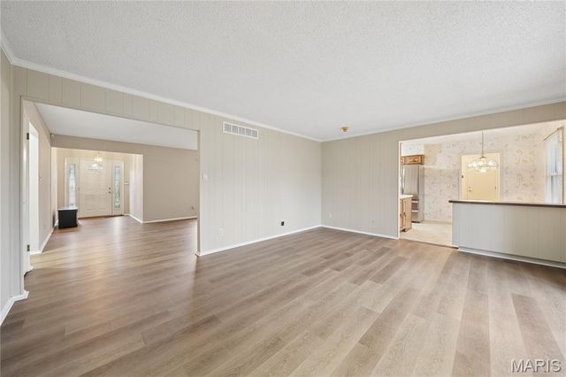 14342 Lake Tahoe Drive, Chesterfield, MO 63017